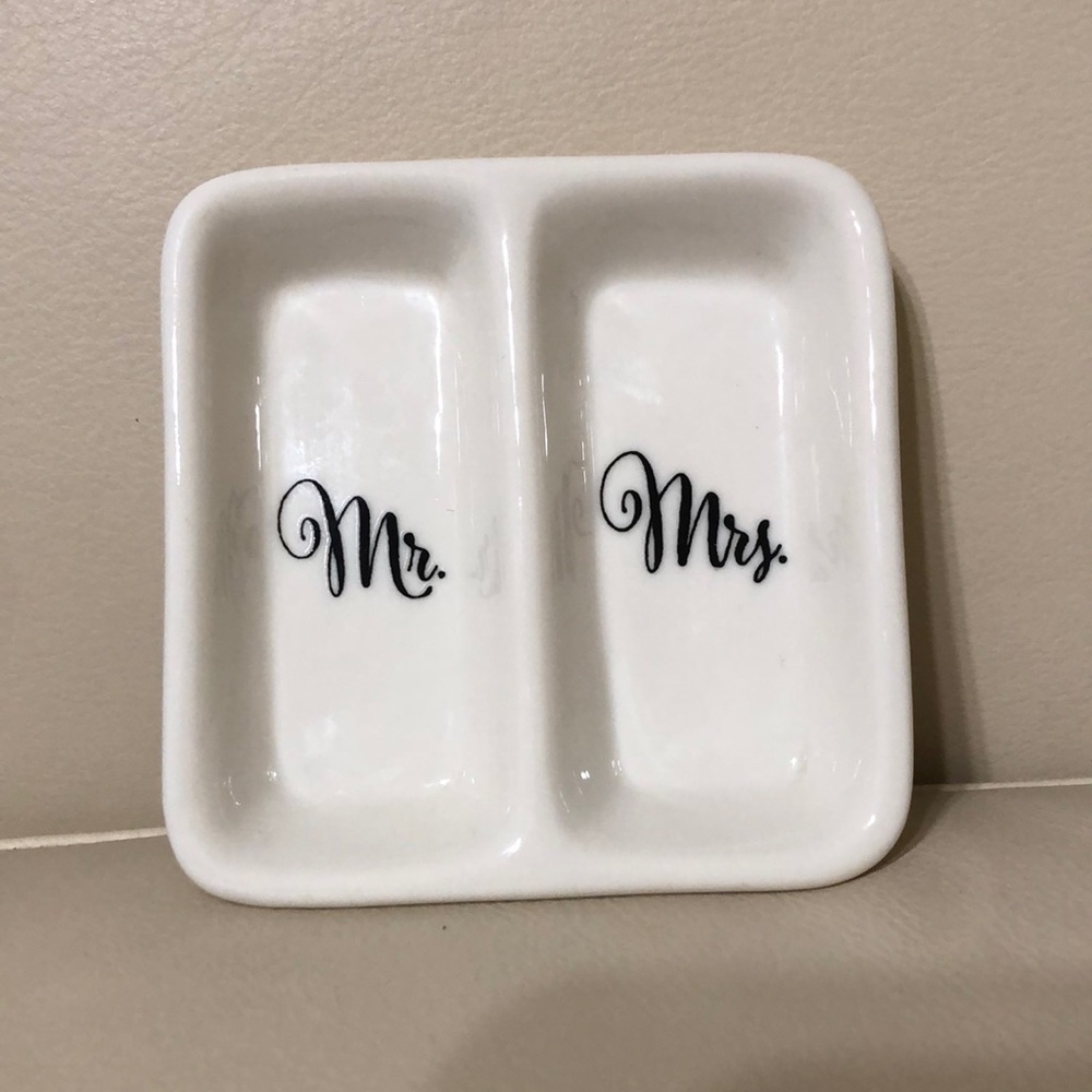 White Black Mr. And Mrs. Ring Tray